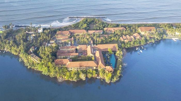 Avani Kalutara Resort And Spa 8