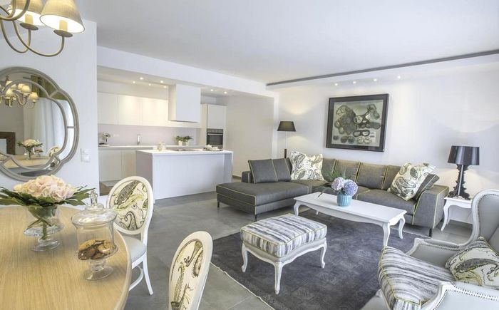 Avaton Luxury Resort 6