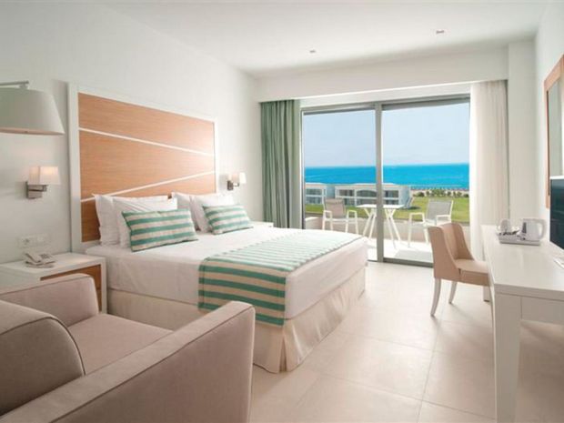 Blue Lagoon Princess 6