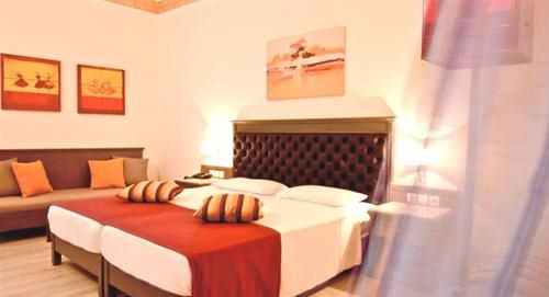 Castello City Grecia