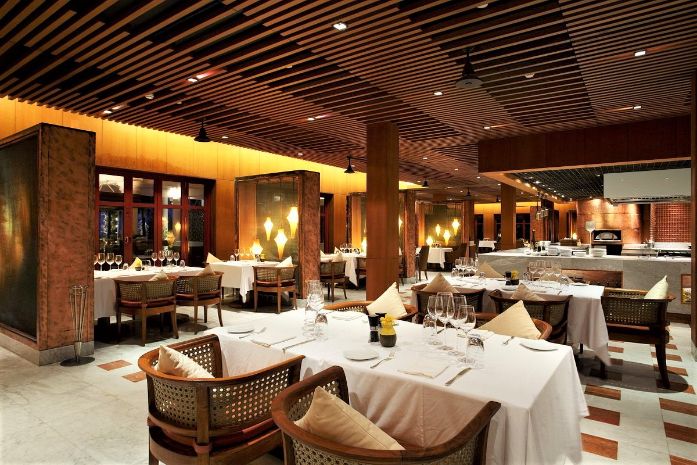 Centara Grand Beach Resort 6