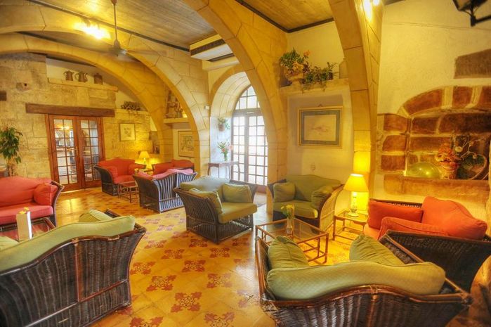 Cornucopia & Bungalows 6