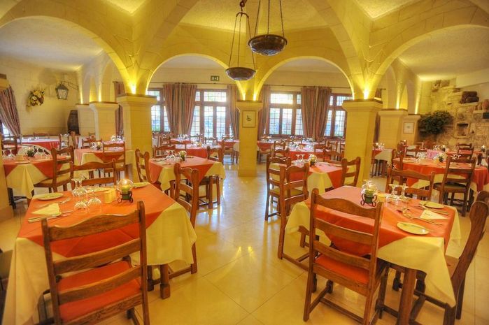 Cornucopia & Bungalows 7