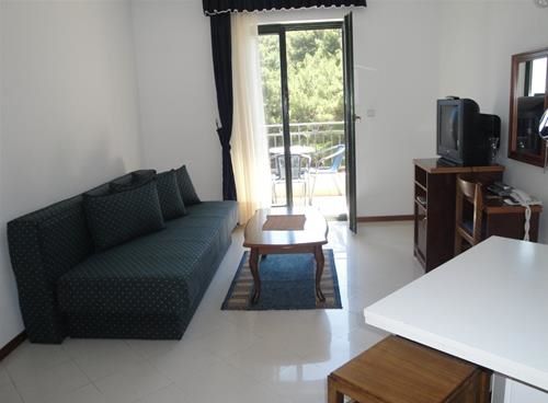 Hotel Danica Petrovac Muntenegru