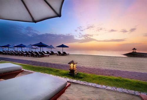 Grand Aston Bali Resort 10