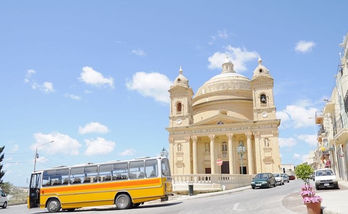 Grand Hotel Gozo 9