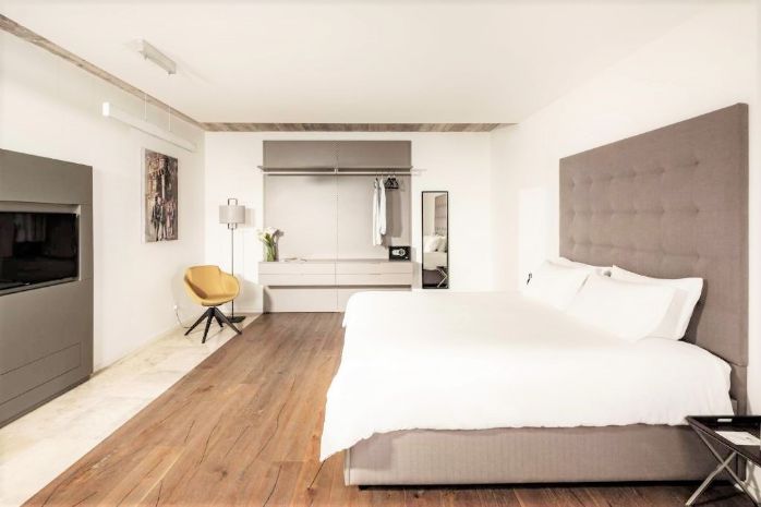 Hotel 19 Rooms
