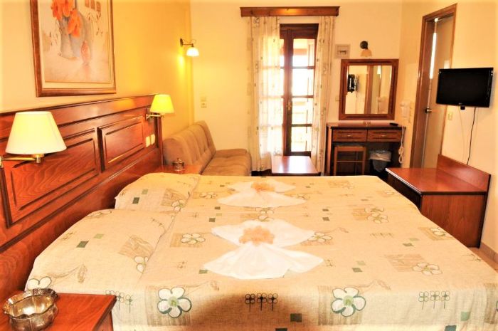 Hotel Athena