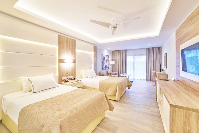 Hotel Bahia Principe Luxury Ambar