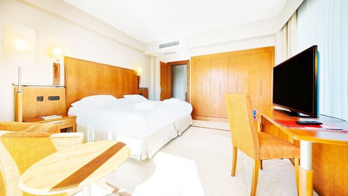 Hotel Bull Reina Isabel & Spa