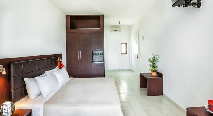 Hotel Dolphin Beach Halkidiki