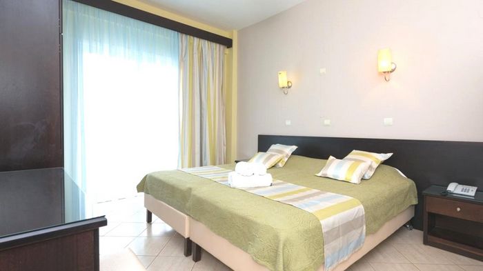 Hotel Maranton Beach