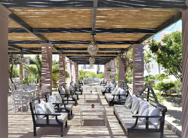 Hotel Nine Muses Santorini