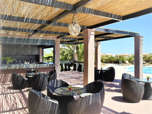 Hotel Nine Muses Santorini Grecia