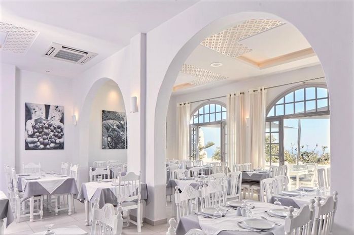 Hotel Santorini Palace