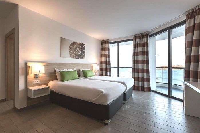 Hotel Ax Seashells Resort At Suncrest Qawra