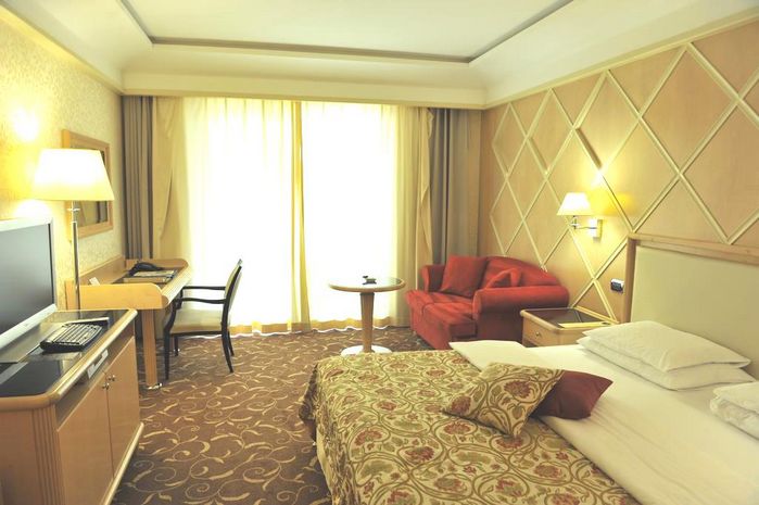 Hotel Splendid Conference & Spa Resort Budva Budva Muntenegru