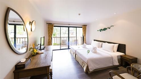 Hotel The Leaf On The Sands By Katathani