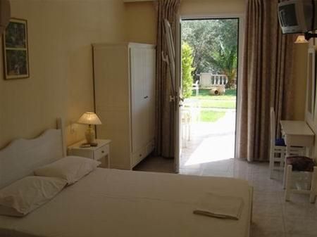 Hotel Villa Miltos Skiathos Grecia