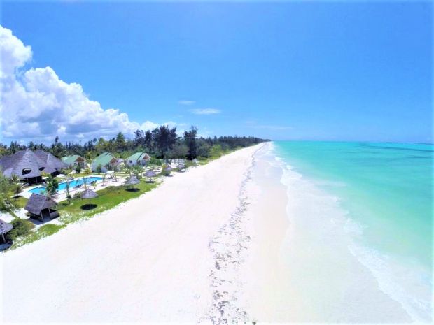 Kisiwa On The Beach 6