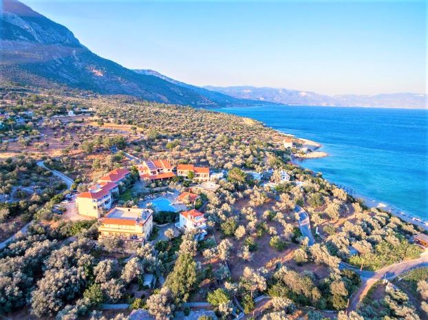 Limnionas Bay Village