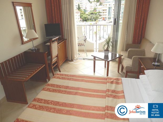 Poze Hotel Mediteran Wellnes & Spa Becici Muntenegru