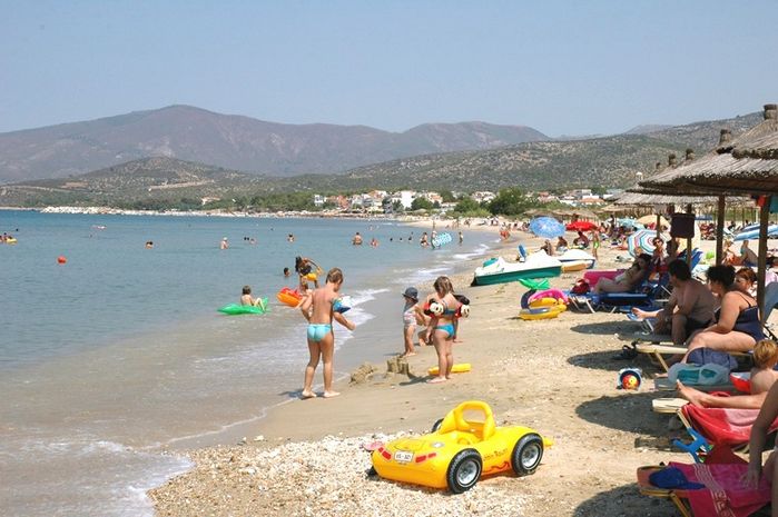 Notos Deluxe Suites 8