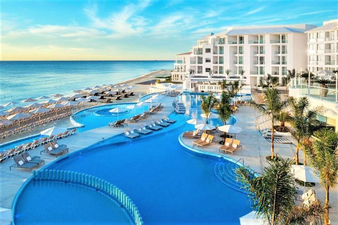 Playacar Palace