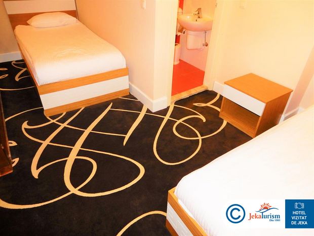 Poze Dobedan World Palace 8