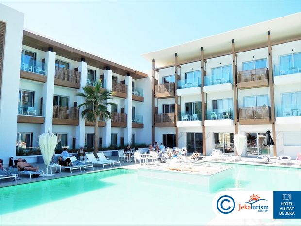 Poze Enorme Ammos Beach Resort Creta