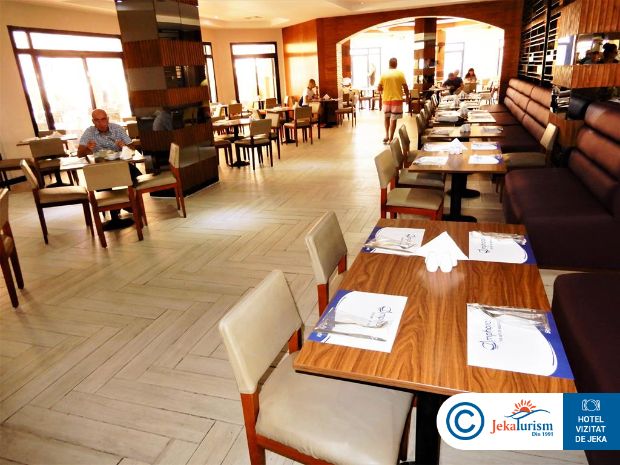 Poze Amphoras Beach 10