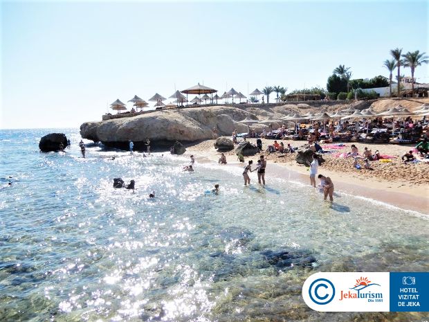 Poze Amphoras Beach 17