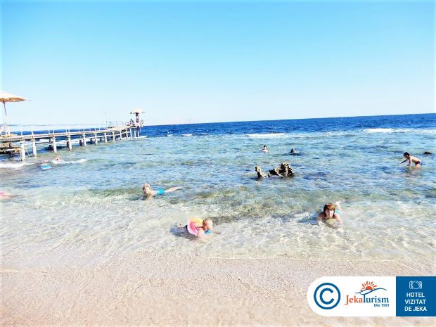Poze Amphoras Beach 18