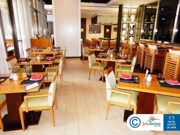 Poze Amwaj Rotana Jumeirah Beach 6