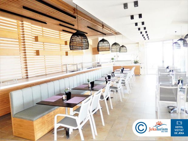 Poze Anna Maria Paradise 11