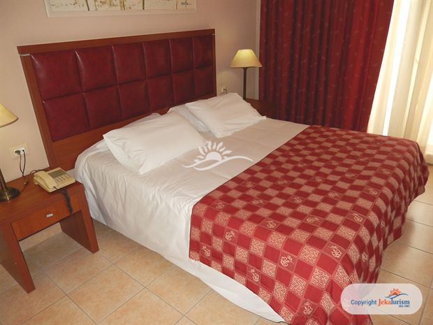 Poze Ariti Grand Grecia