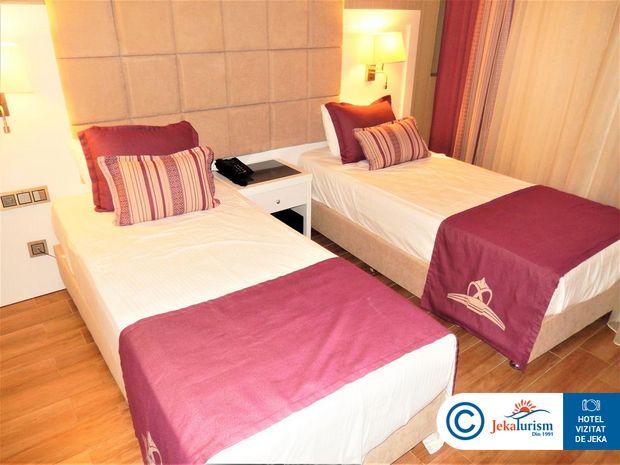 Poze Asia Beach Resort 13