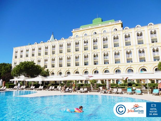 Poze Kremlin Palace Kundu