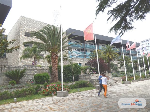 Poze Avala Resort & Villas Budva