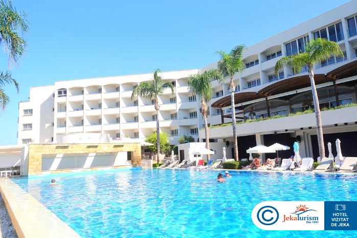 Poze Alexander The Great Beach Paphos