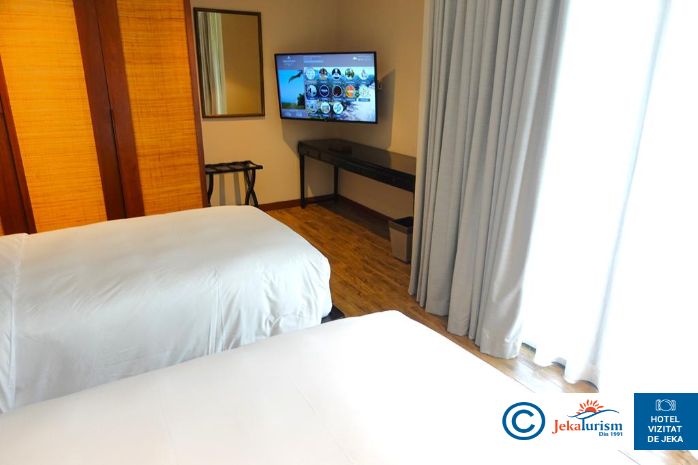 Poze Anantara Mai Khao Phuket Villas 13