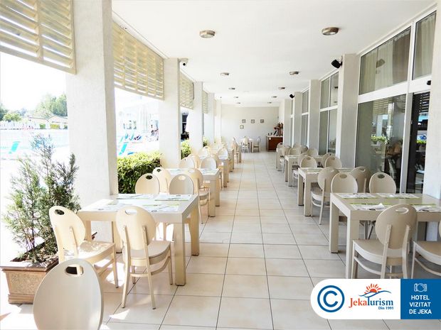 Poze Aqua Nevis Club 10