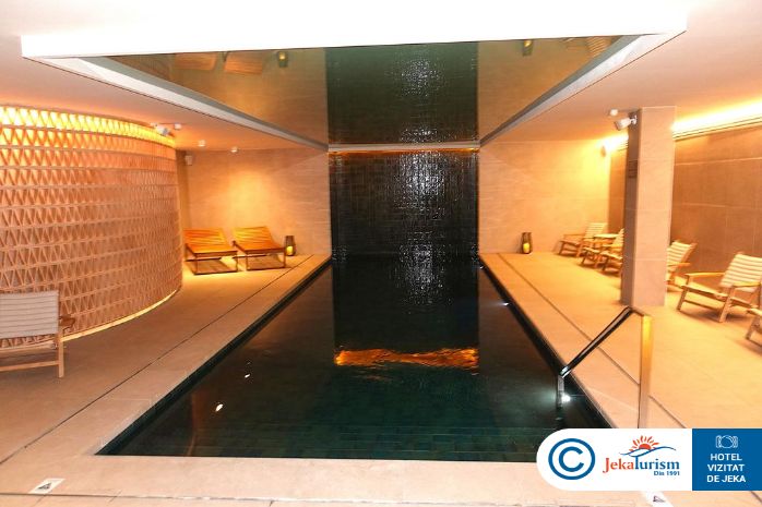 Poze Aqua Promenade 10