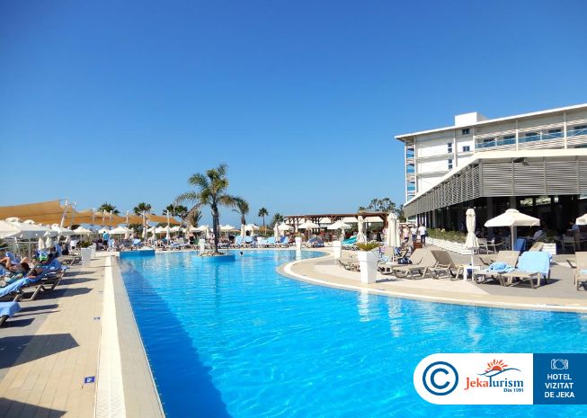 Poze Asterias Beach 11