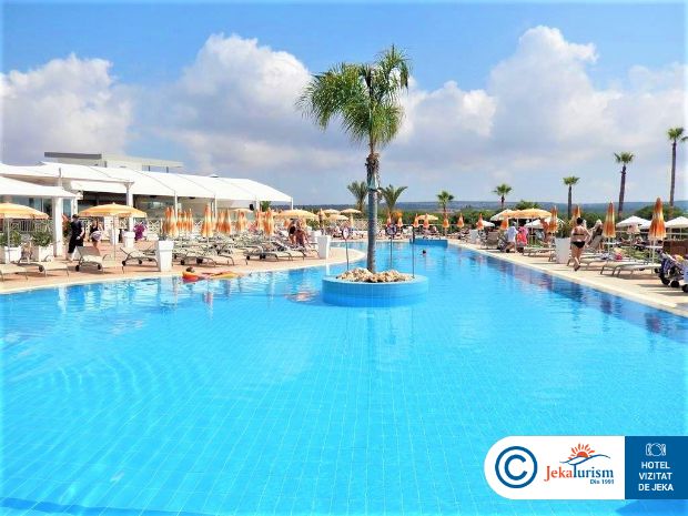 Poze Asterias Beach 12