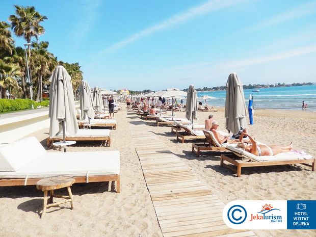 Poze Acanthus & Cennet Barut Collection 13