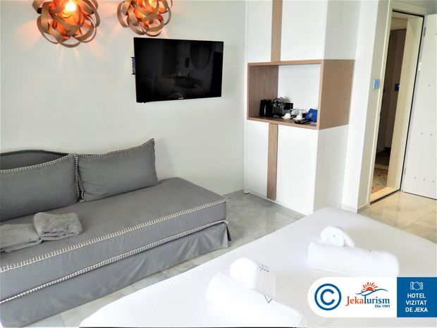 Poze Blue Carpet Luxury Suites 7