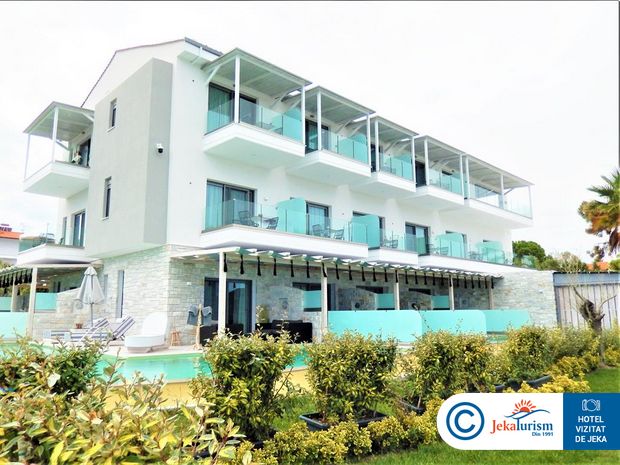 Poze Blue Carpet Luxury Suites Kassandra