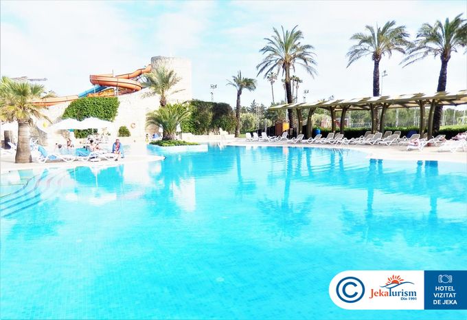 Poze Blue Waters Club And Resort 18