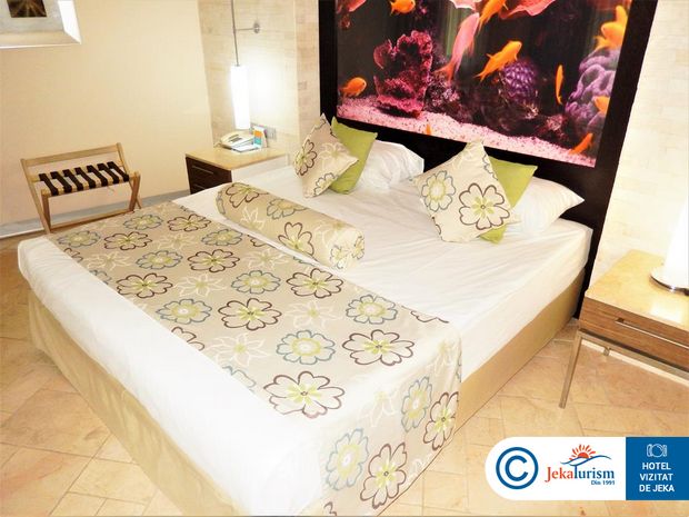 Poze Blue Waters Club And Resort 6